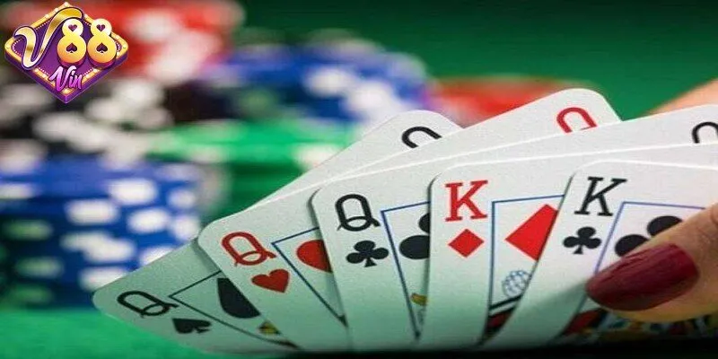 Bài phỏm là gì - Khám phá chiến thuật đánh phỏm hiệu quả - CORIX